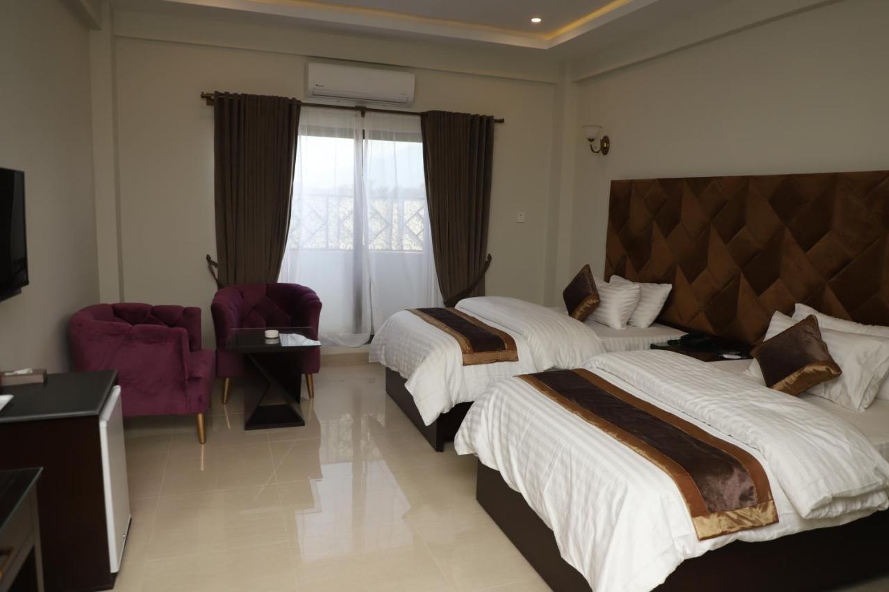 Swat Palace Hotel By Northin Mam Derai Экстерьер фото