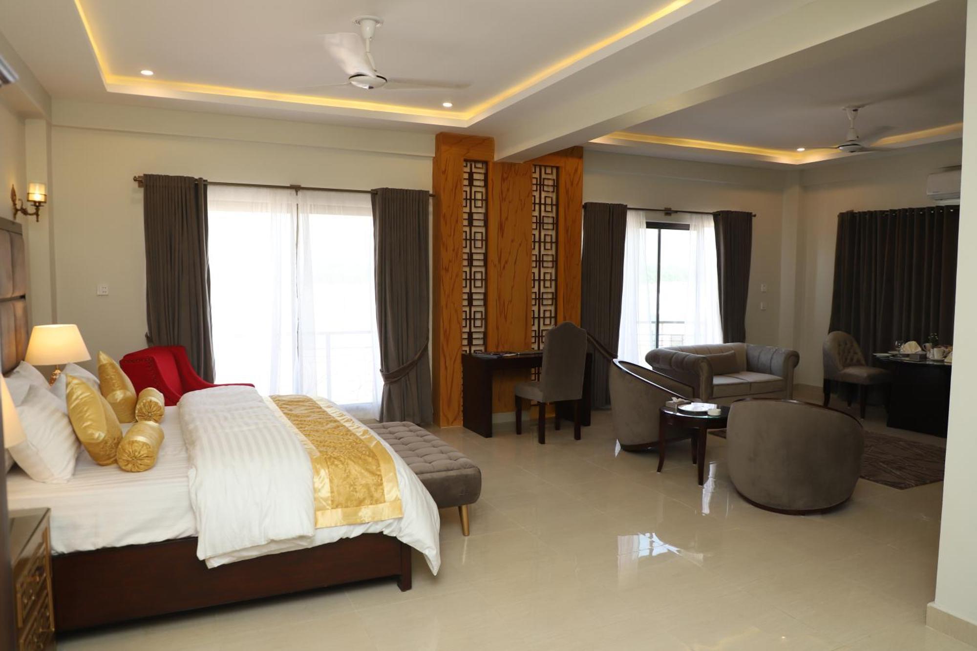 Swat Palace Hotel By Northin Mam Derai Номер фото